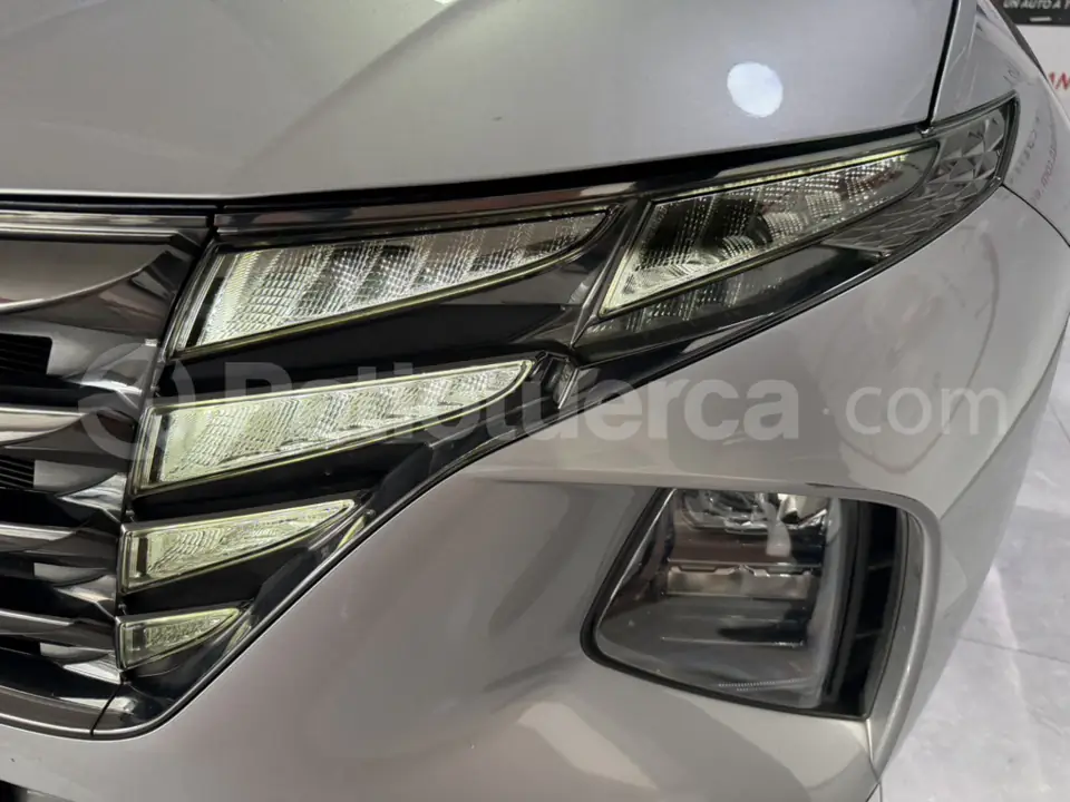 Foto 9 de Hyundai TUCSON NX4E GL