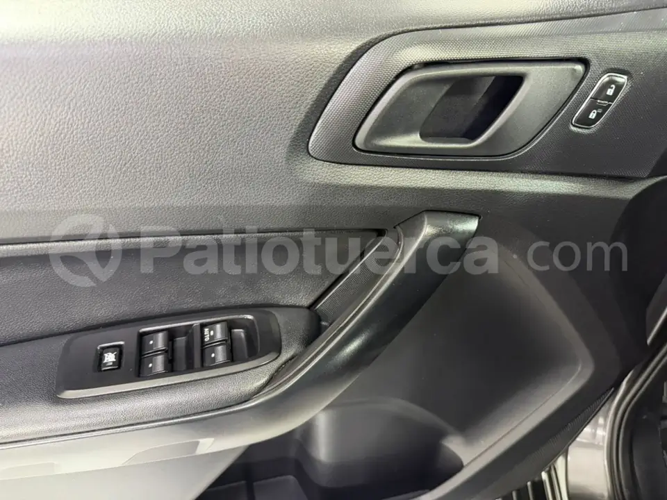 Foto 11 de Ford RANGER XL