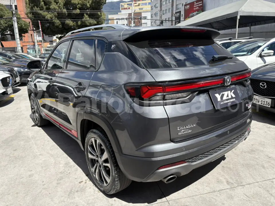 Foto 4 de Changan CS35 Plus