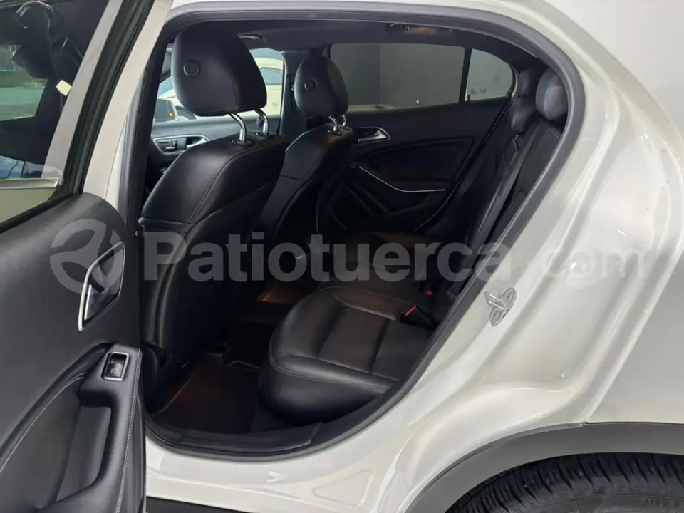 Foto 13 de Mercedes Benz GLA 250