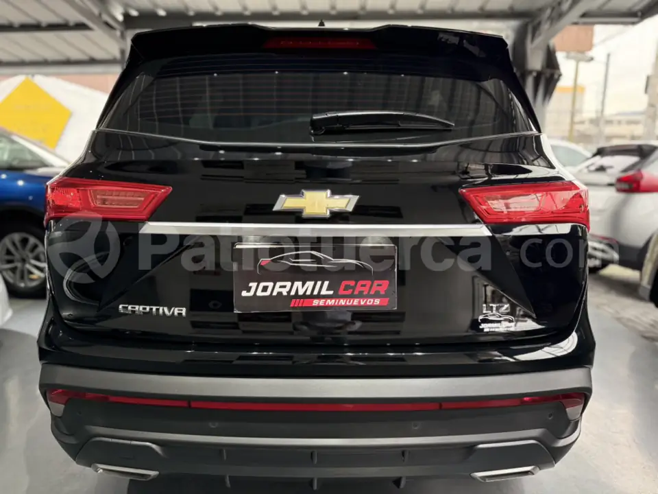 Foto 4 de Chevrolet Captiva LTZ