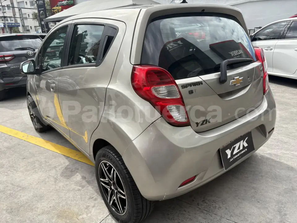 Foto 10 de Chevrolet Spark GT