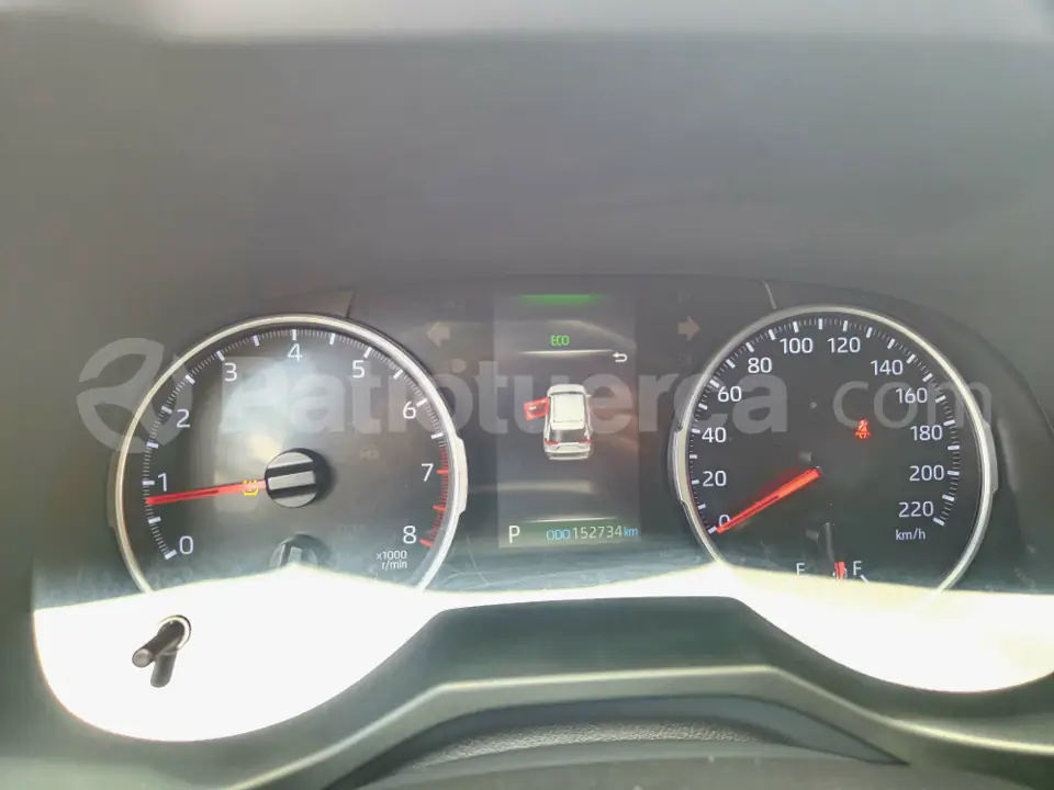 Foto 9 de Toyota RAV4 LS