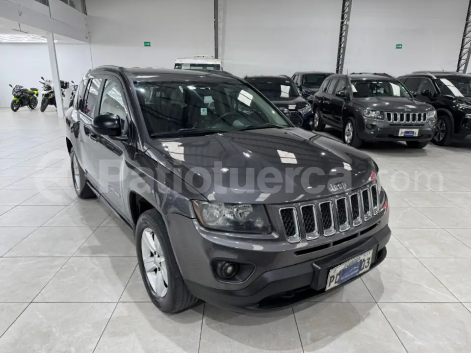 Foto 4 de Jeep Compass