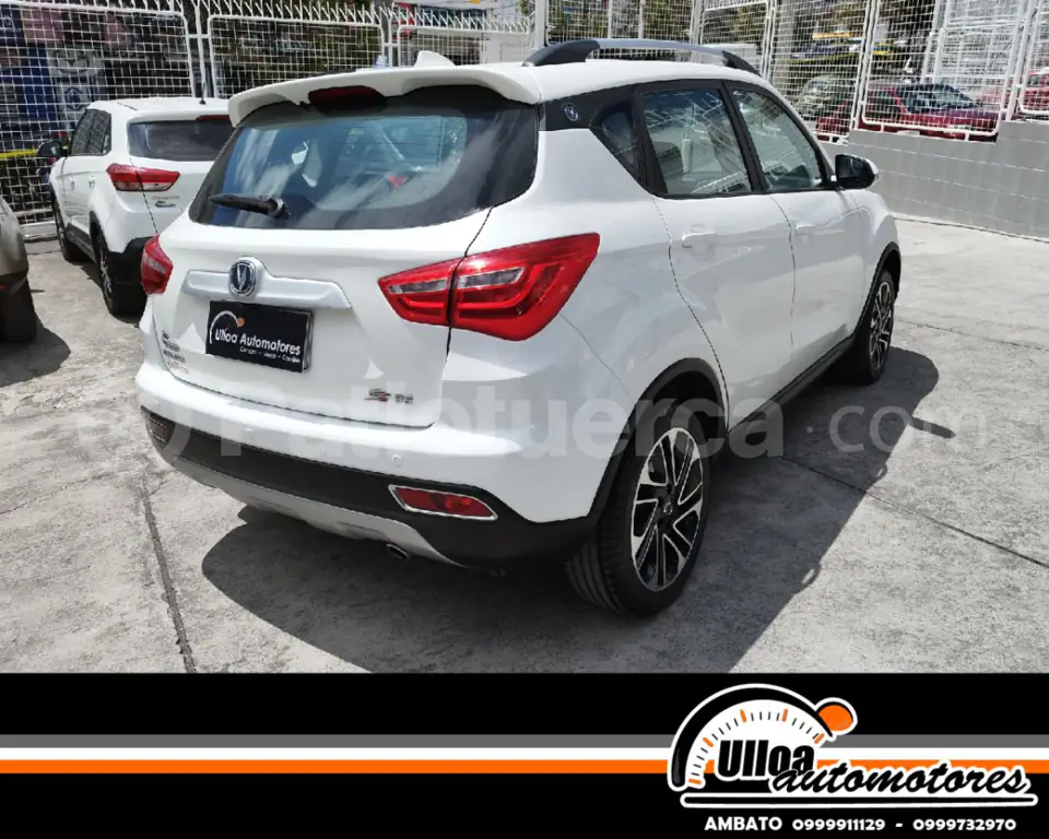 Foto 5 de Changan CS 35 Luxury