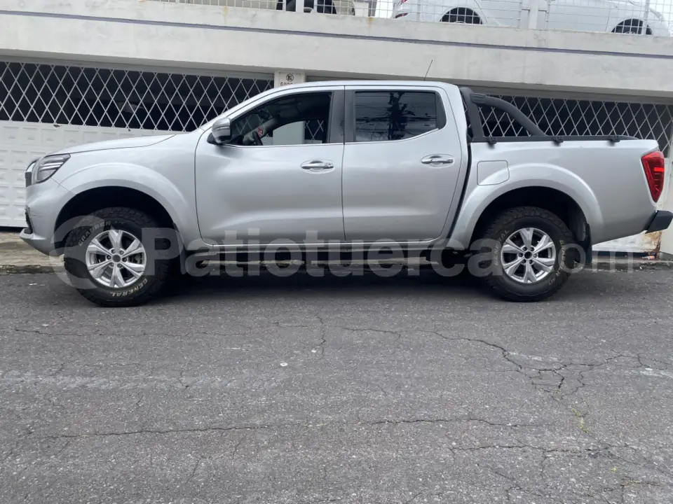 Foto 1 de DongFeng NEW RICH 6 4X2 DIESEL