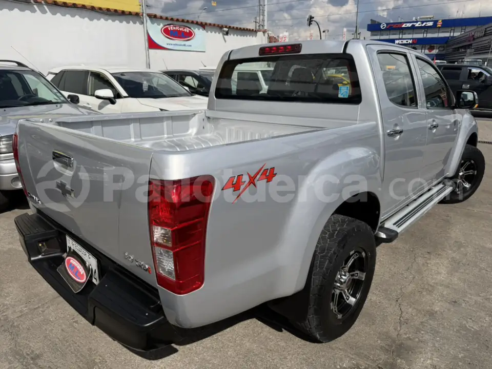 Foto 4 de Chevrolet D-MAX CRDI FULL AC 3.0 CD 4X4