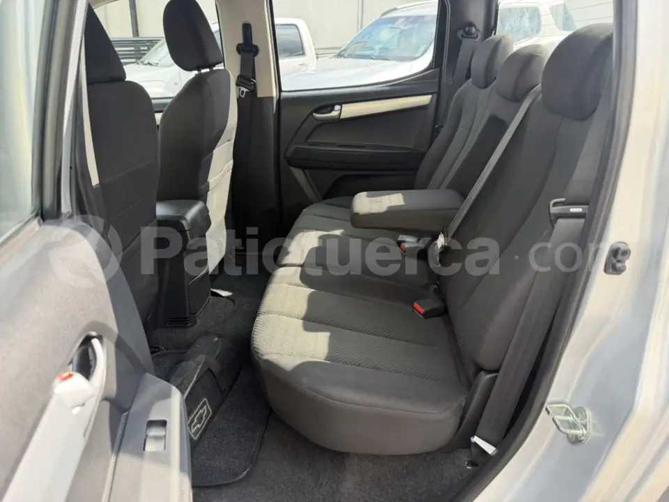 Foto 24 de Chevrolet D-MAX CRDI FULL AC 3.0 CD 4X4