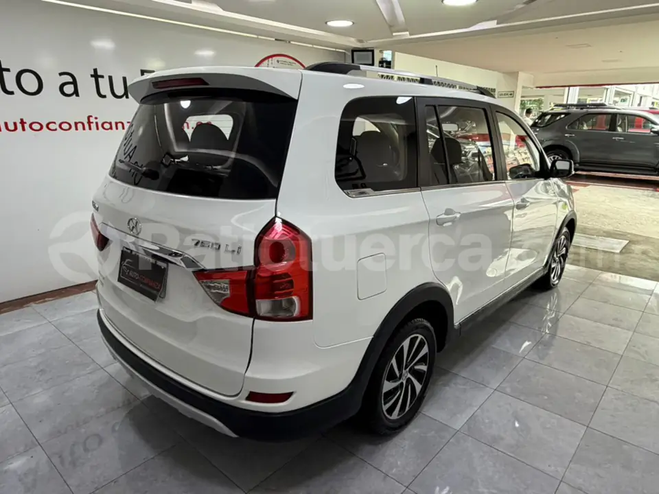 Foto 9 de Shineray MPV 750
