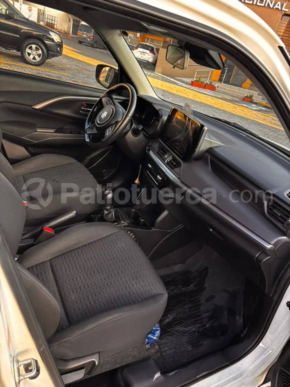 Foto 7 de Suzuki Swift