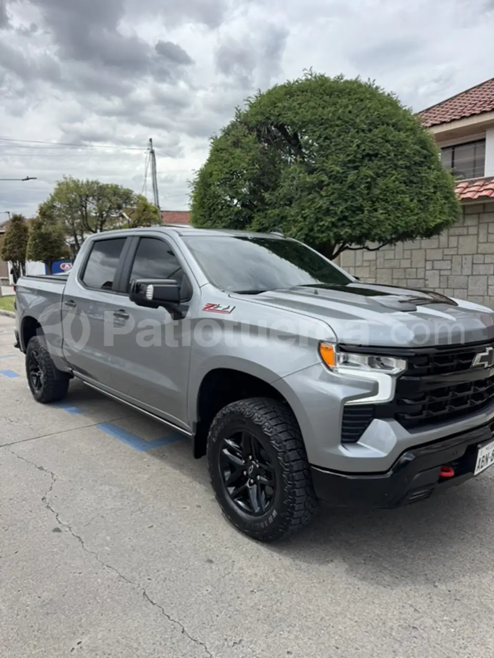 Foto 1 de Chevrolet Silverado Trailboss Z71 AC