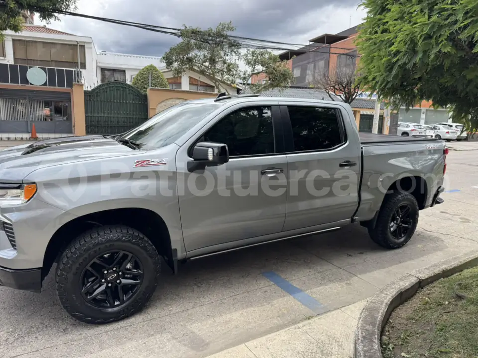 Foto 6 de Chevrolet Silverado Trailboss Z71 AC