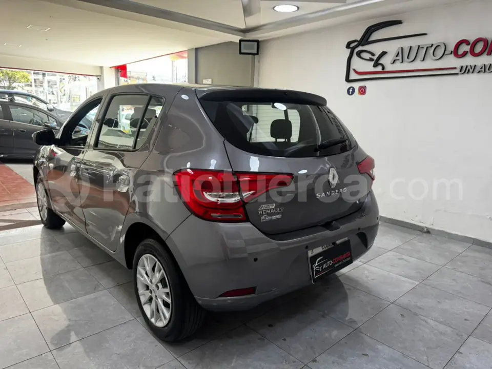 Foto 6 de Renault Sandero Zen Fase II