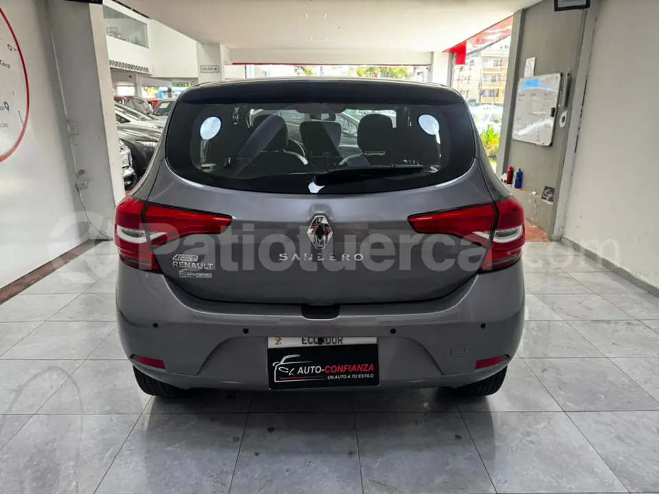 Foto 7 de Renault Sandero Zen Fase II
