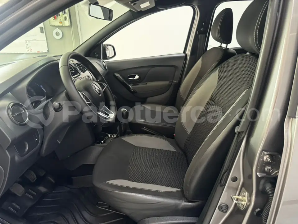 Foto 12 de Renault Sandero Zen Fase II