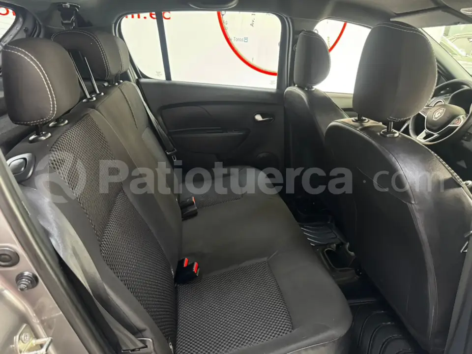 Foto 14 de Renault Sandero Zen Fase II