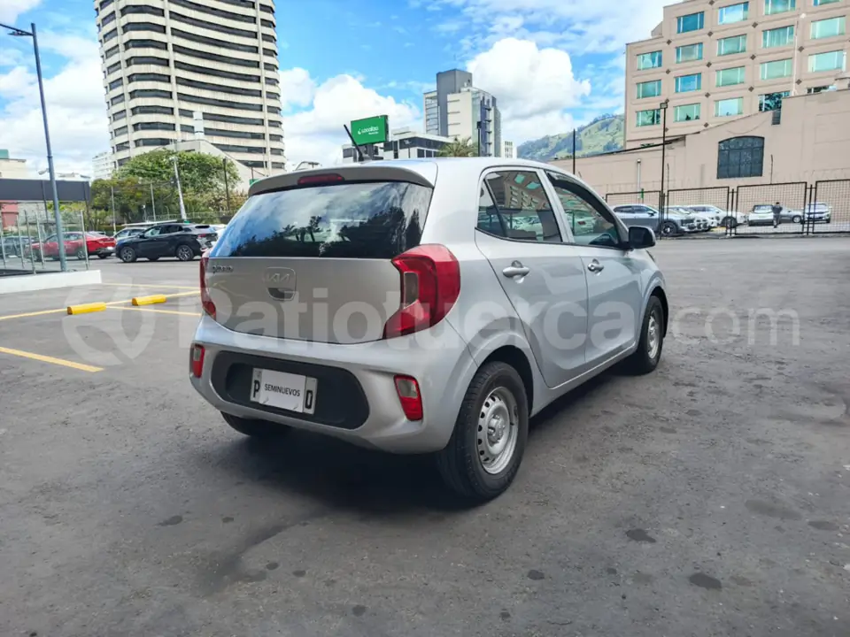 Foto 4 de Kia PICANTO LX