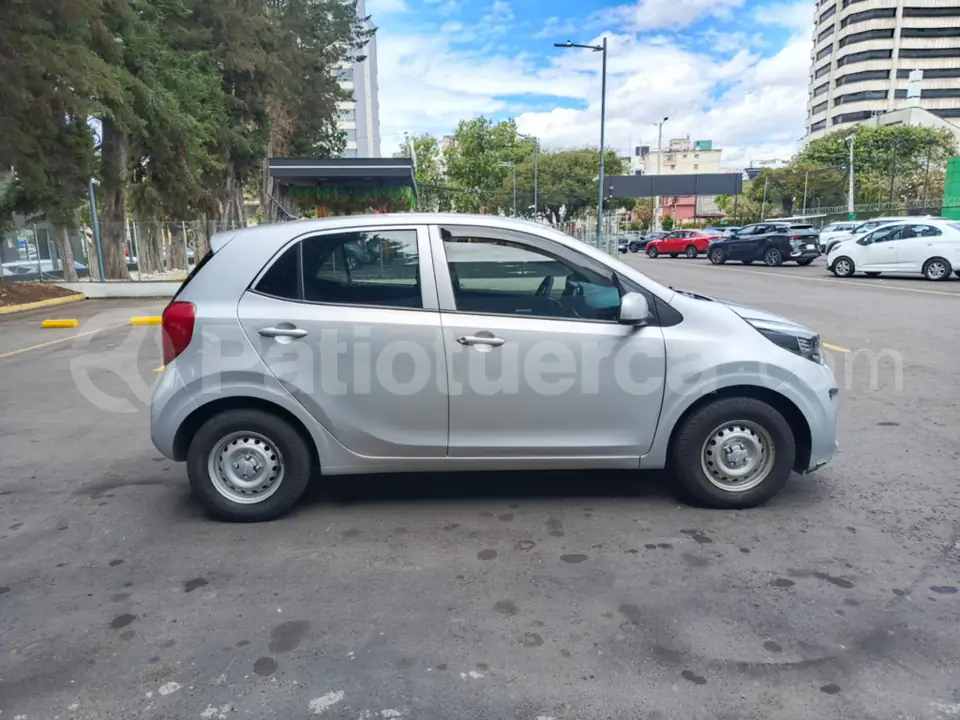 Foto 5 de Kia PICANTO LX