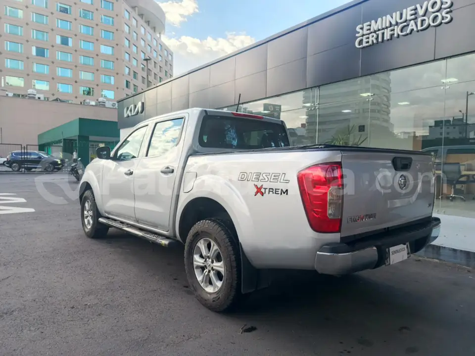 Foto 4 de Nissan Frontier SE