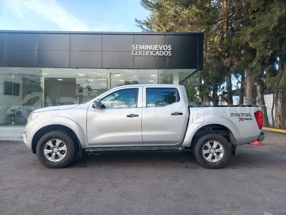 Foto 5 de Nissan Frontier SE
