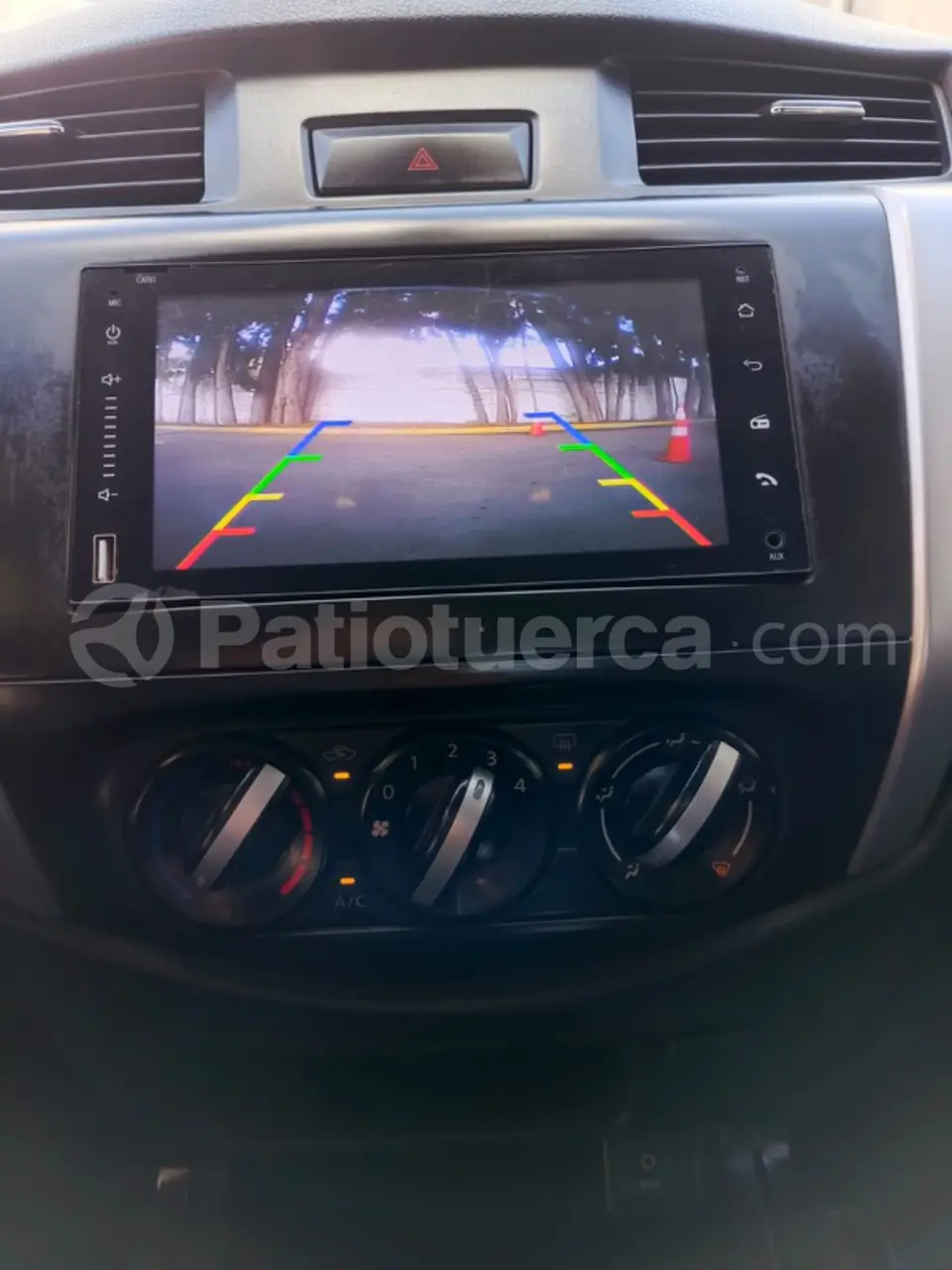 Foto 14 de Nissan Frontier SE