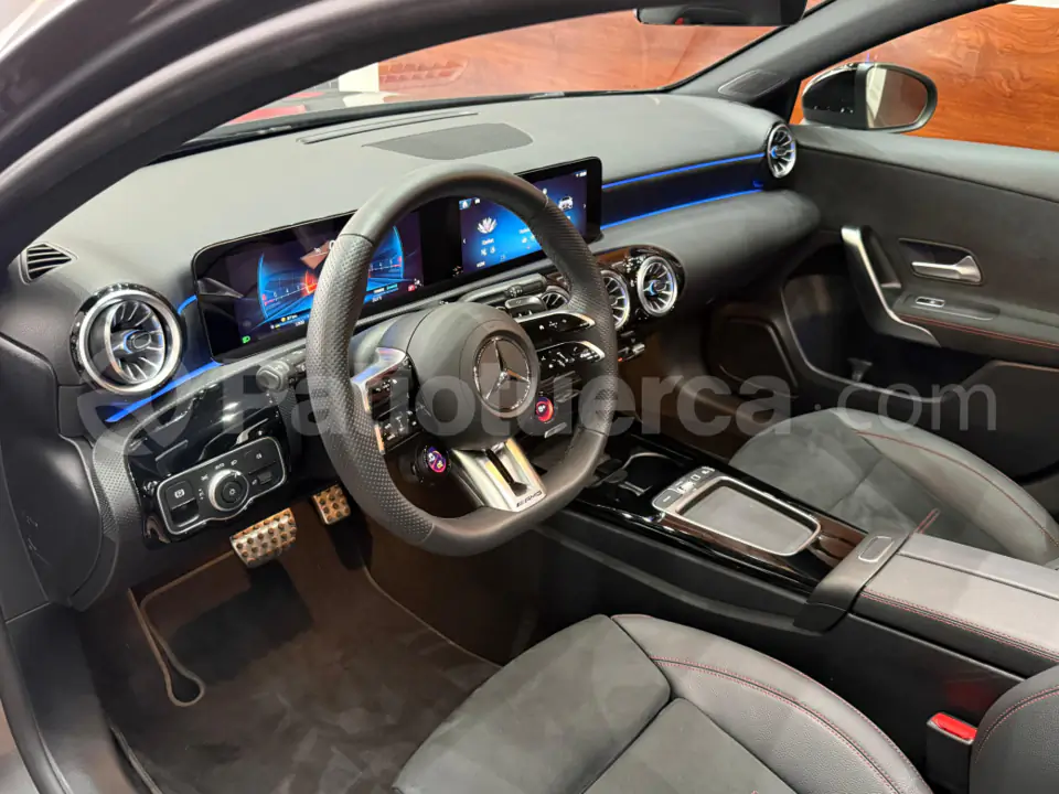 Foto 6 de Mercedes Benz A35 AMG