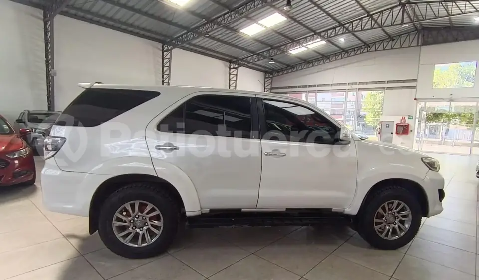Foto 6 de Toyota Fortuner 2.7