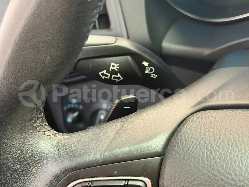 Foto 16 de Ford Escape S