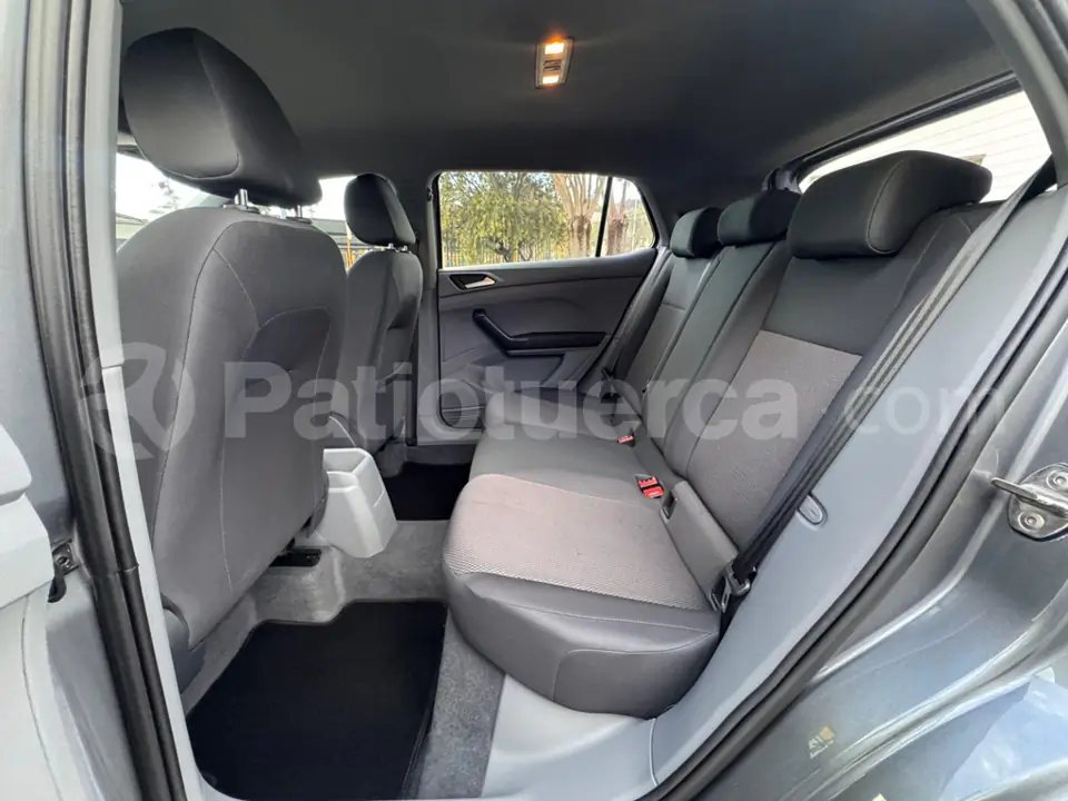 Foto 10 de Volkswagen T-Cross Trendline