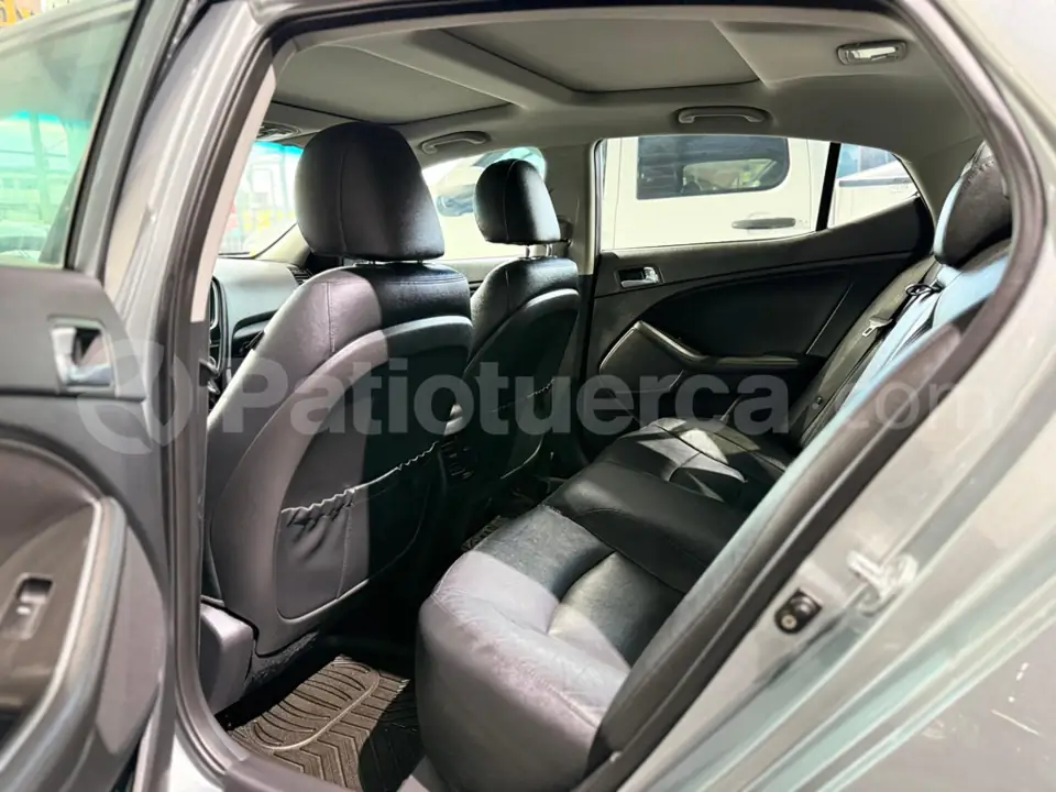 Foto 9 de Kia Optima