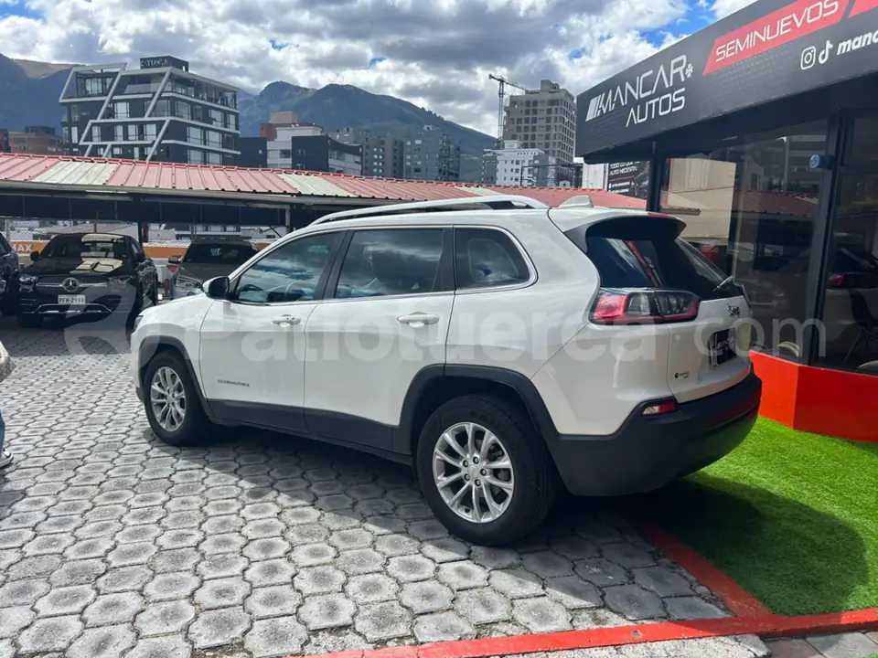 Foto 5 de Jeep CHEROKEE LONGITUDE
