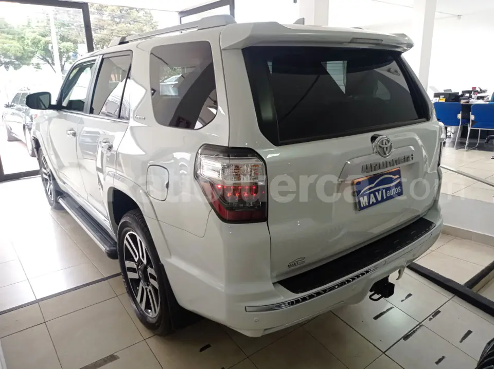 Foto 10 de Toyota 4Runner Limited