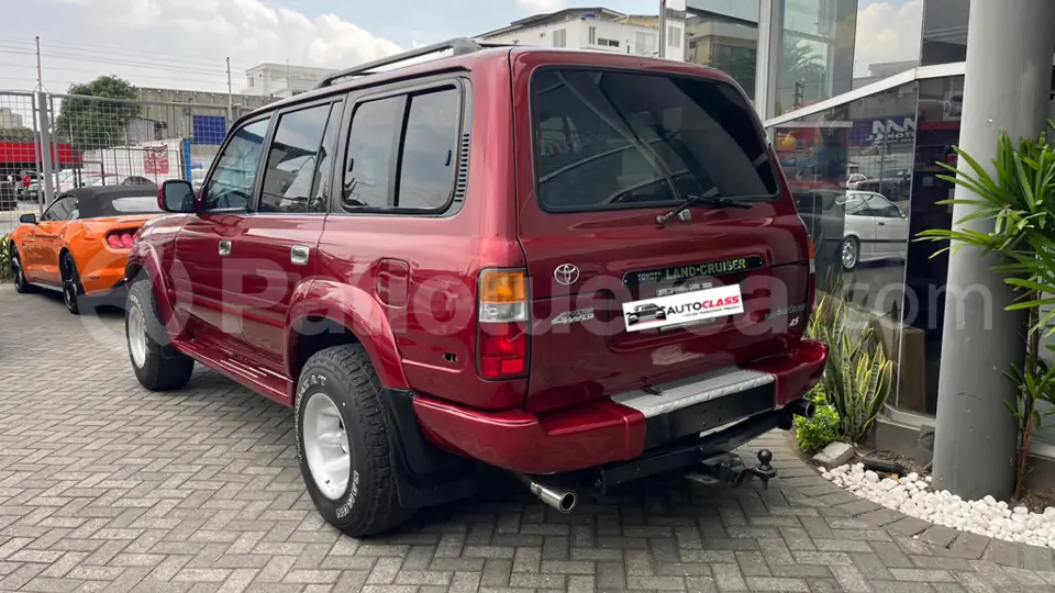 Foto 3 de Toyota Land Cruiser