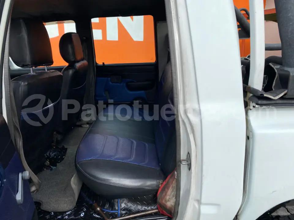 Foto 5 de Toyota Hilux CD 4x2 Diesel