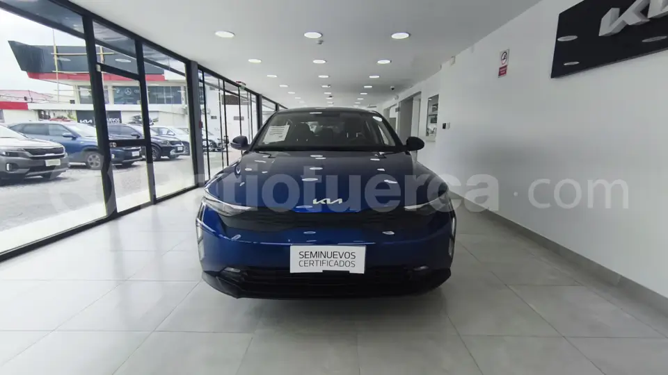 Foto 2 de Kia K3 X-LINE