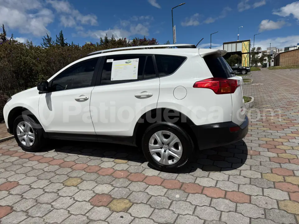 Foto 6 de Toyota RAV 4