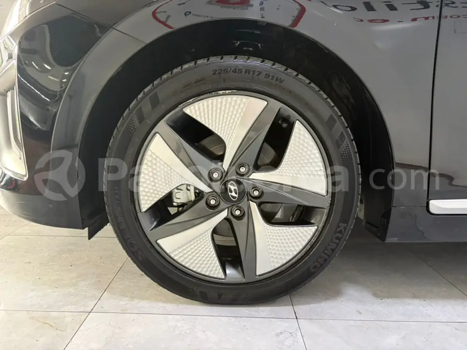 Foto 30 de Hyundai IONIQ