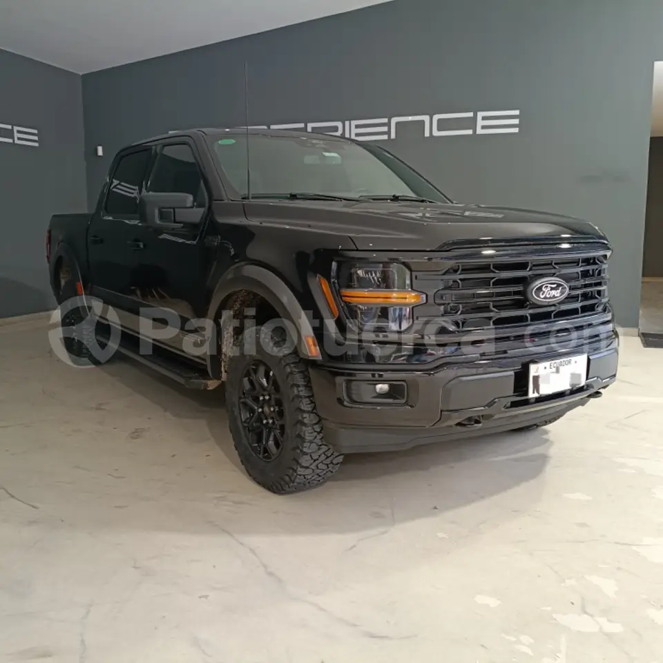 Foto 2 de Ford F150 XLT 4X4