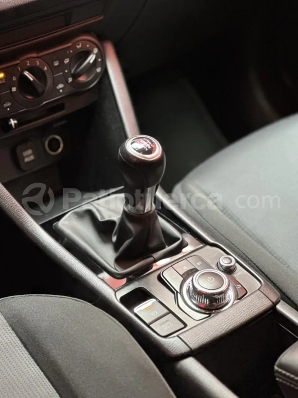 Foto 9 de Mazda CX-3 ENTRY