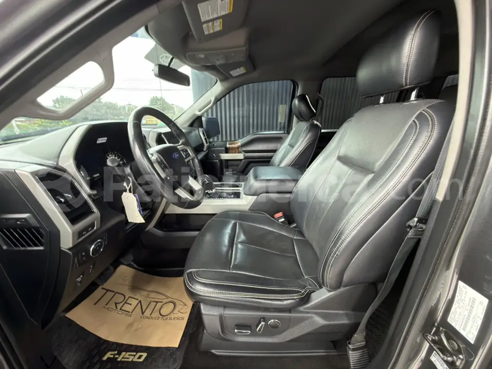 Foto 8 de Ford F150 XLT Lariat