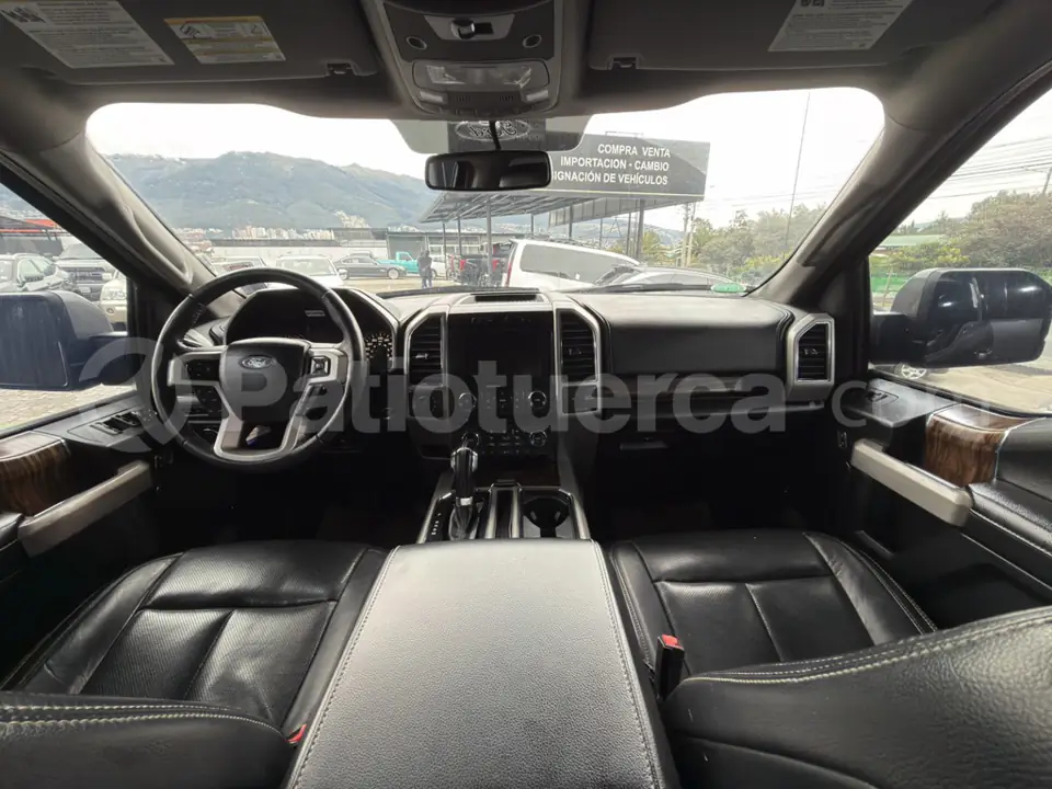 Foto 15 de Ford F150 XLT Lariat