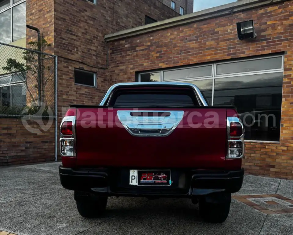 Foto 18 de Toyota Hilux CD 4x4 Diesel