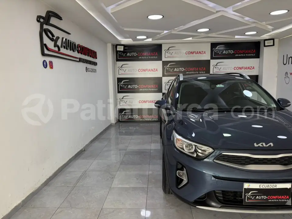 Foto 2 de Kia Stonic LX