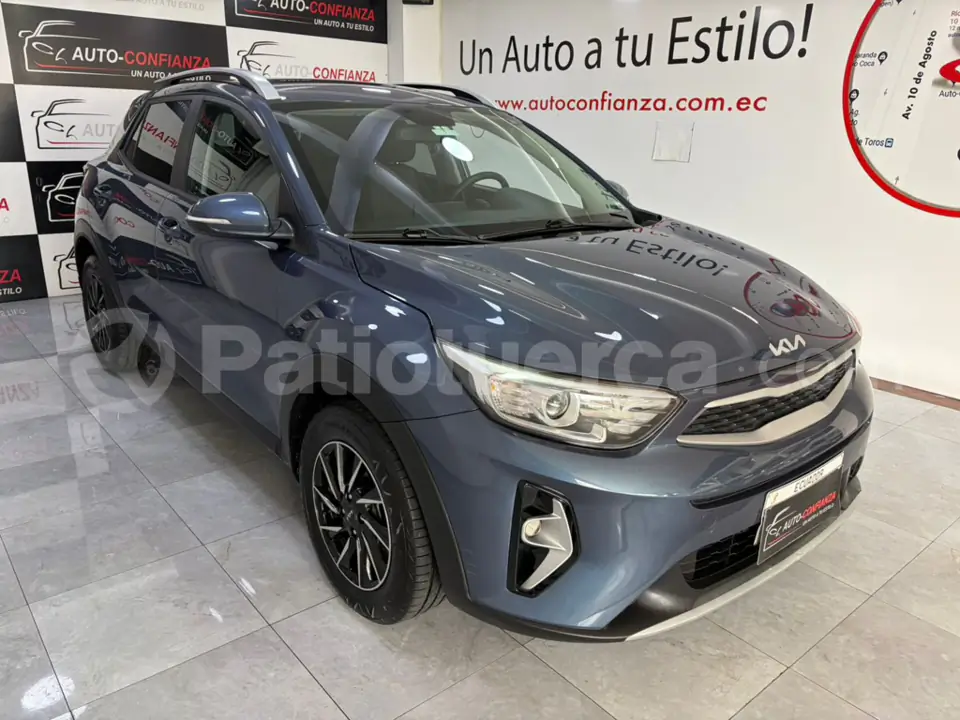 Foto 3 de Kia Stonic LX