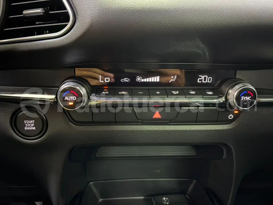 Foto 27 de Mazda CX-30 CORE