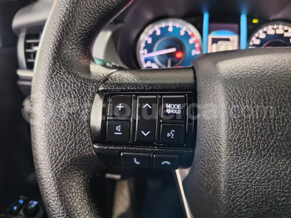 Foto 13 de Toyota Fortuner 2.7