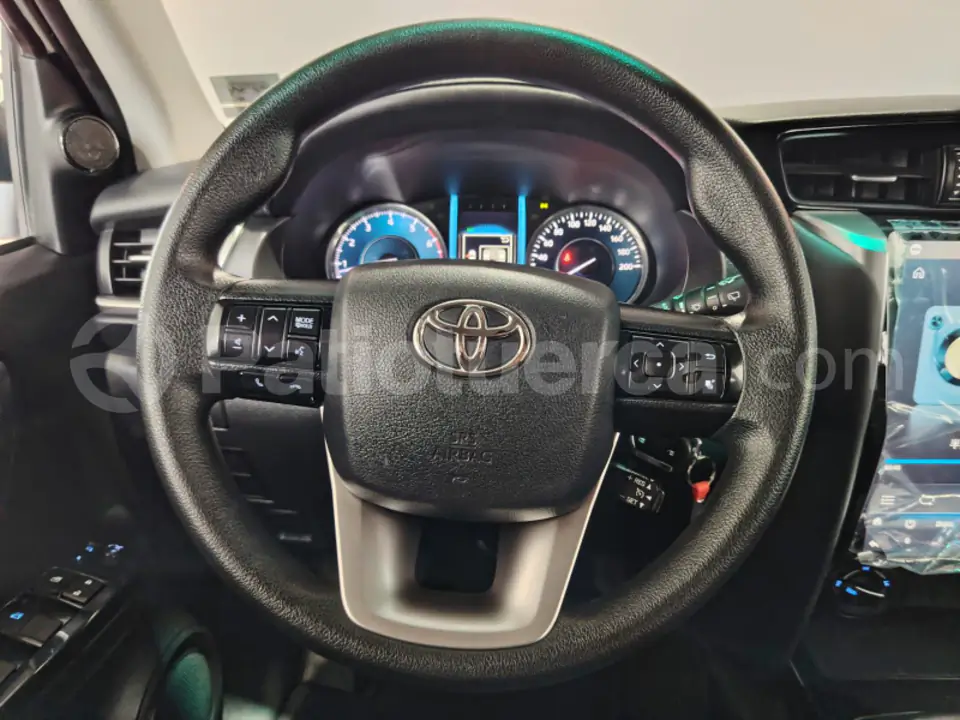 Foto 16 de Toyota New Fortuner
