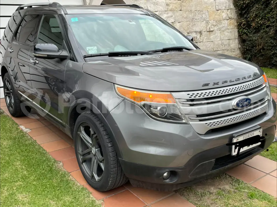 Foto 2 de Ford Explorer XLT