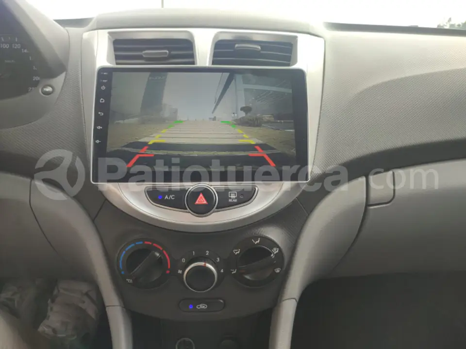 Foto 13 de Hyundai Accent