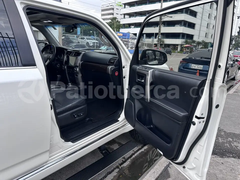 Foto 20 de Toyota 4Runner Limited